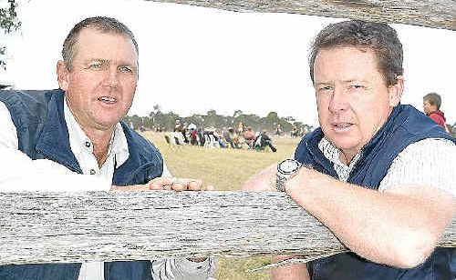 Queensland Performance Horse Alliance president Kent Wells and Australian Equine Veterinary president Dr Chris Reardon at the polocrosse. Photo Gerard Walsh Queensland Performance Horse Alliance president Kent Wells and Australian Equine Veterinary president Dr Chris Reardon at the polocrosse. Photo Gerard Walsh